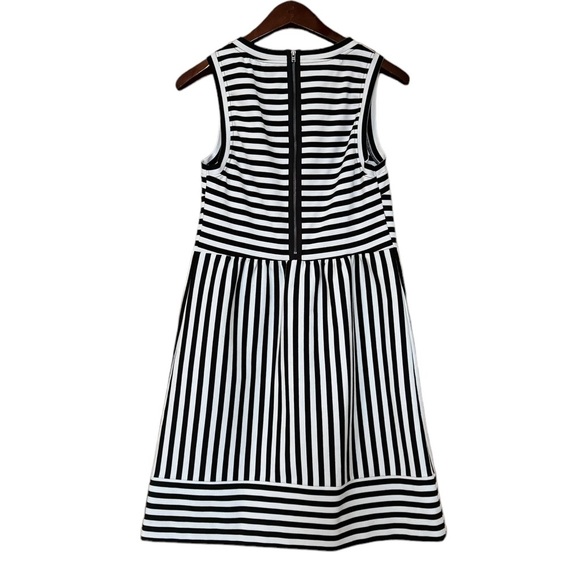 INC‎ International Concepts Women’s Black White Striped Dress Size Medium - Picture 2 of 12
